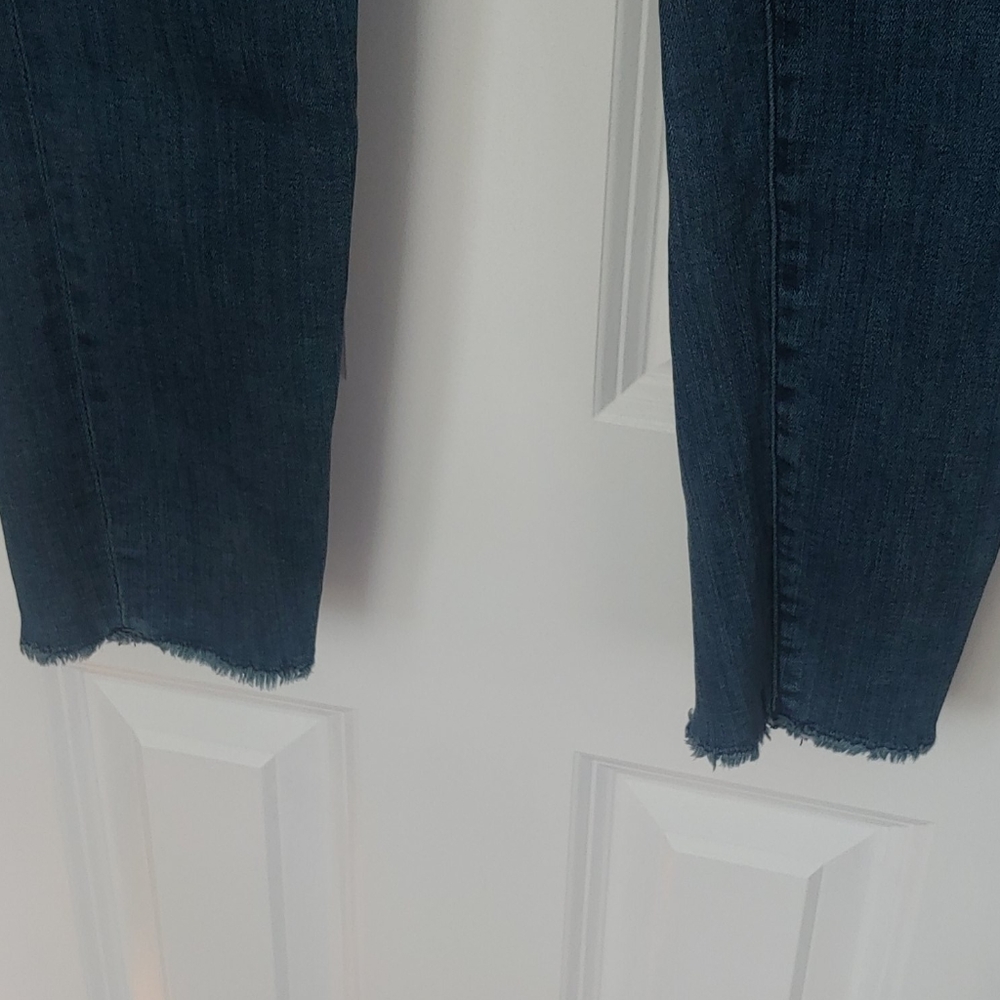 Jeans - Picture 2 of 3